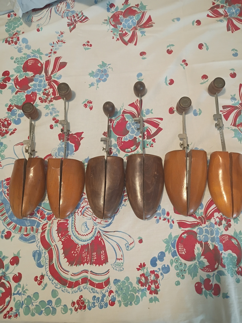 2 Florsheim & 1 Unbranded Wooden Shoe Trees (All 3 Pairs) Adjustable Vintage